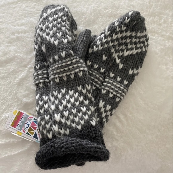Zella fair isle winter mittens gloves - Picture 2 of 4